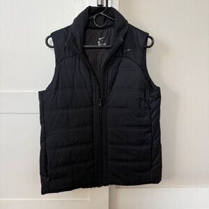 Woman’s puffer Nike vest